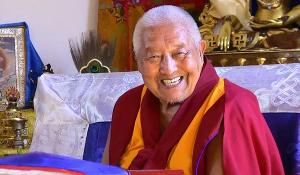 The life and teachings of Lopön Tenzin Namdak Rinpoche